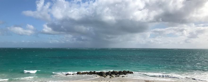 Quinns Rocks Beach