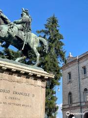 Statua Vittorio Emanuele II