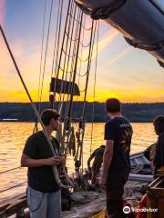 Hudson River Sloop Clearwater