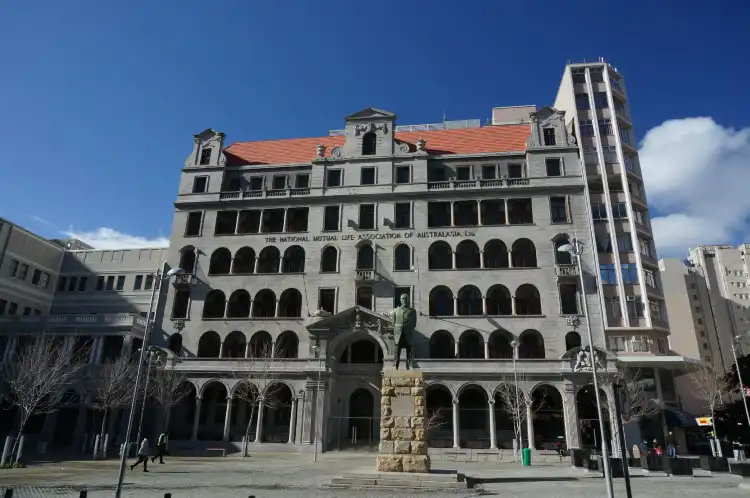 Hotels near Church Sq