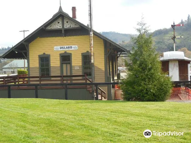 Douglas County Museum of History & Natural History