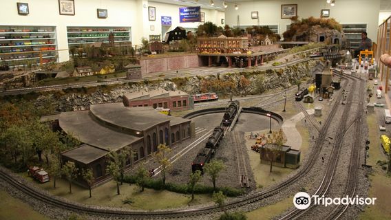 Great Smoky Mountains Railroad Retail Store & Train Museum