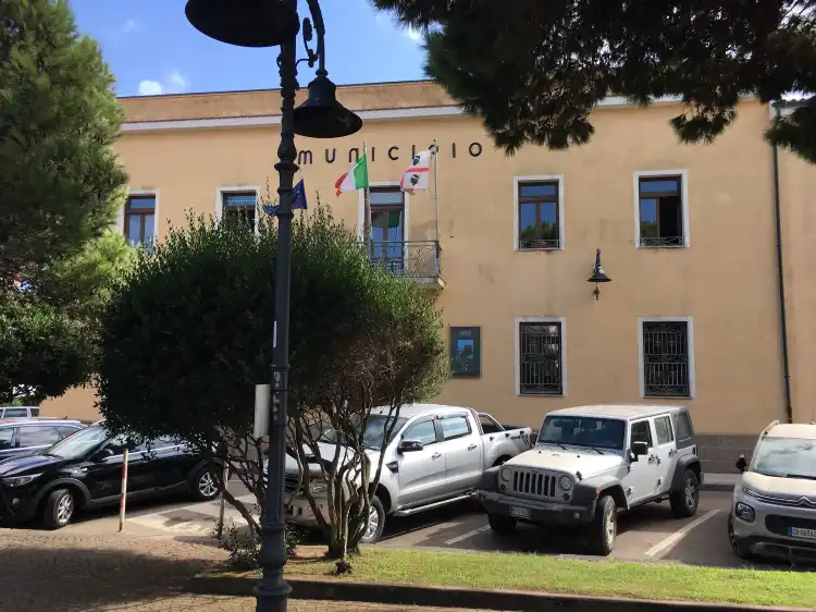 Hotels near Piazza Villamarina
