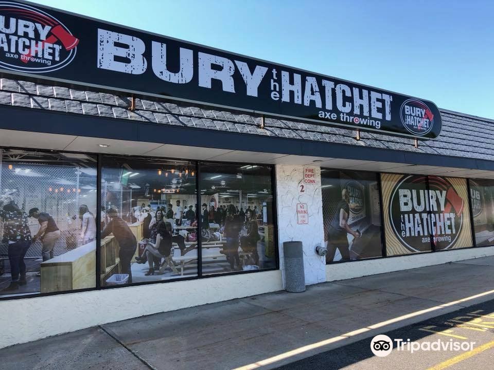 Bury The Hatchet Old Bridge - Axe Throwing