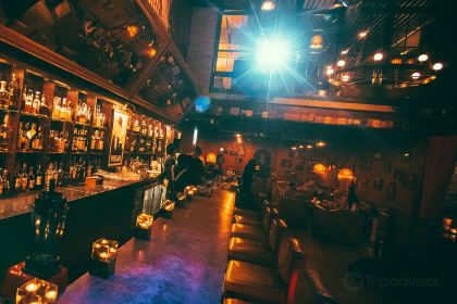 WHISGARS (Sukhumvit 23)