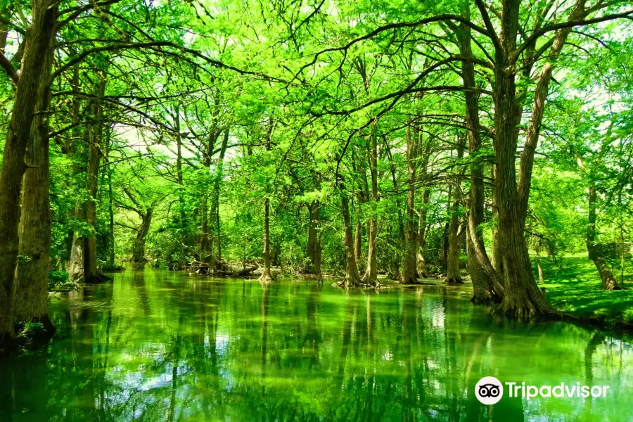 Blue Hole Regional Park