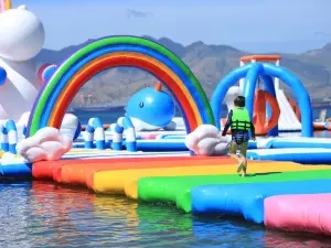 Inflatable Island