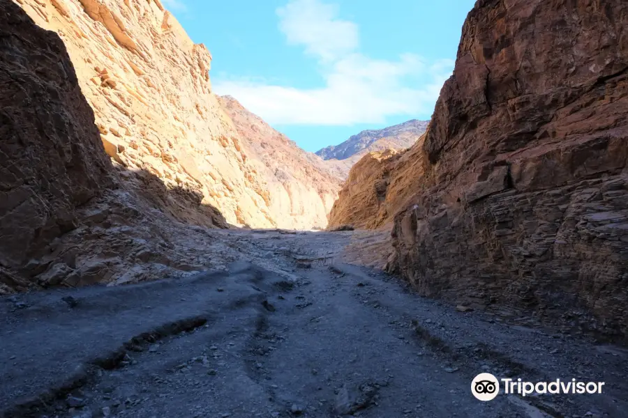 Mosaic Canyon