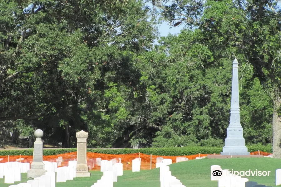 Barrancas National Cemetery