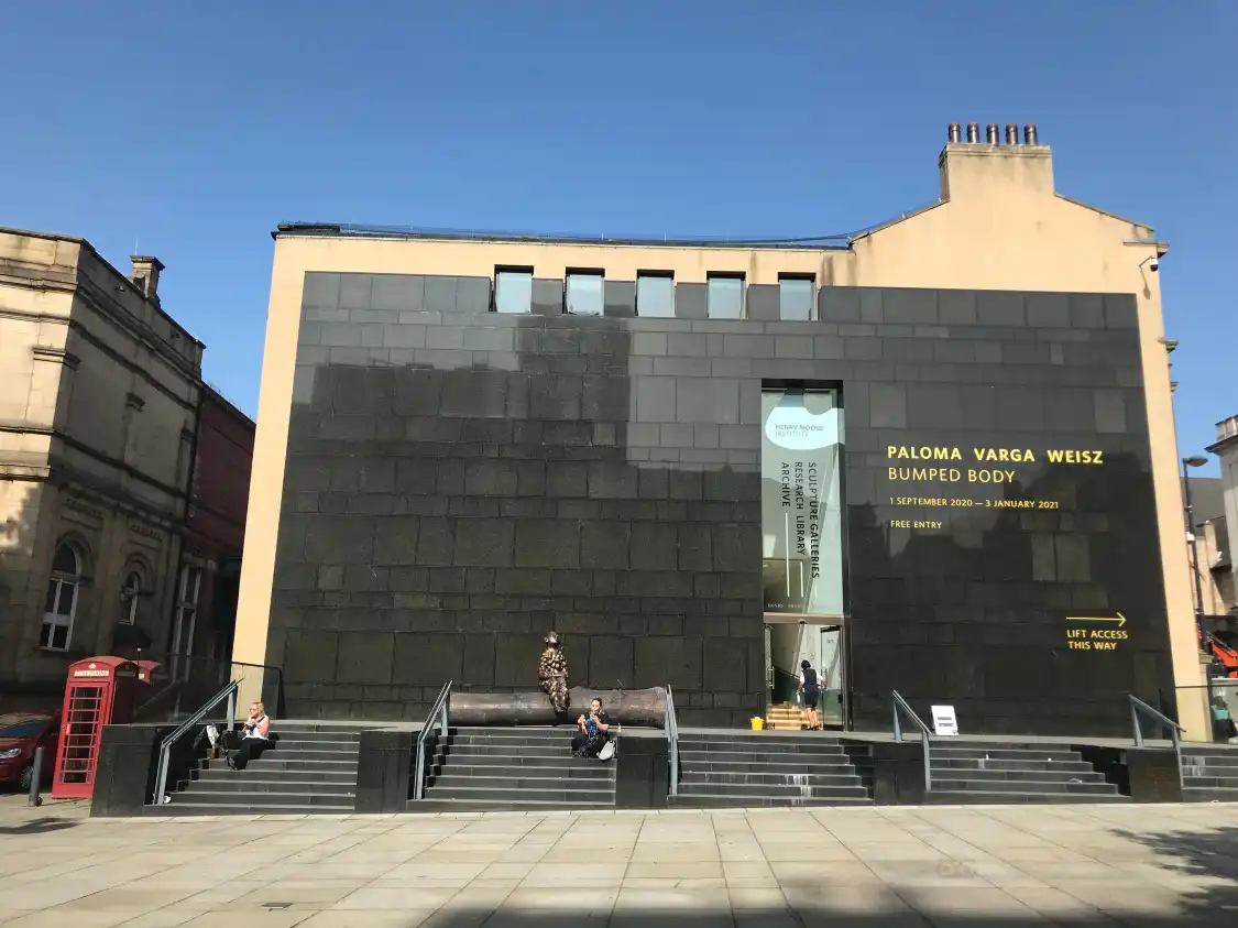 Hotels near Henry Moore Institute