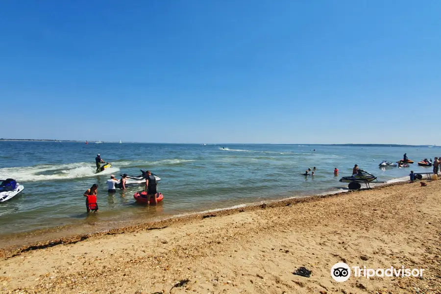 Calshot Beach