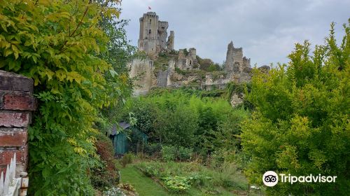 Chateau de Lavardin