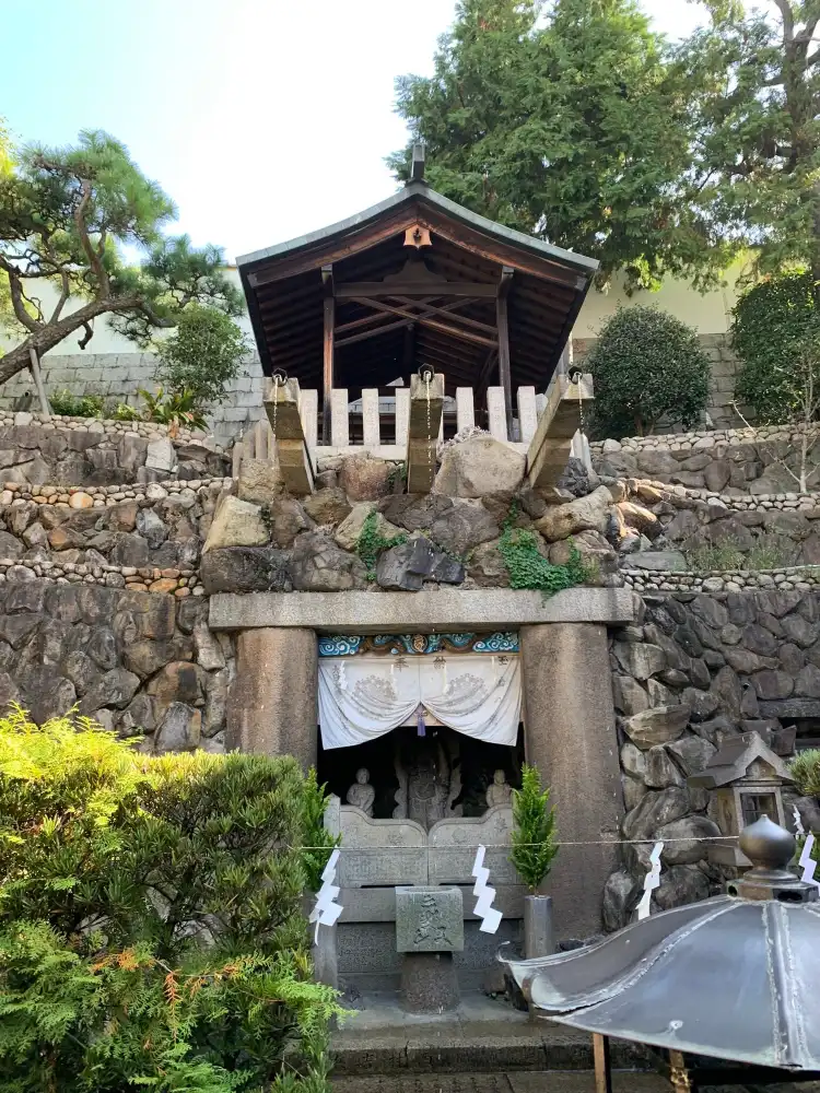 Hotels near Kiyomizu-dera