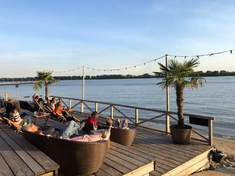 Hotels in Wedel