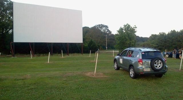 411 Twin Drive In