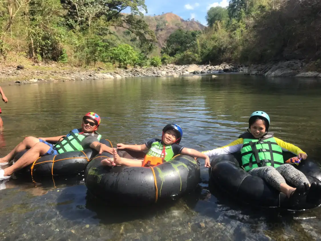 Hotels near Tibiao River