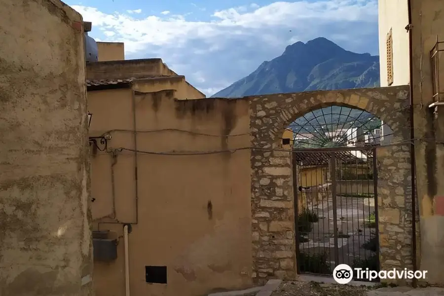 Ruderi della Chiesa di San Giacomo