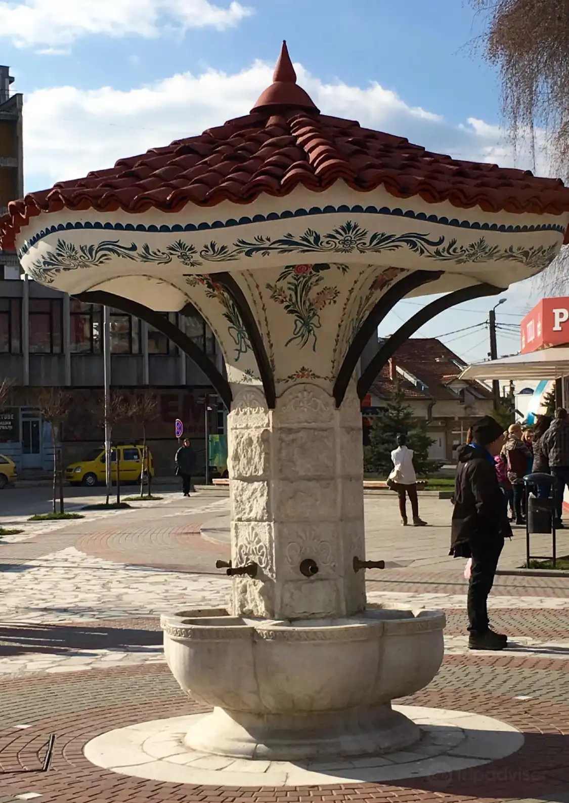 Hotels near The Big Drinking Fountain