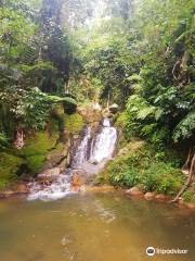 Wang Sao Thong Waterfall