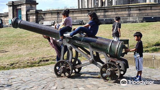 The Portugese Cannon