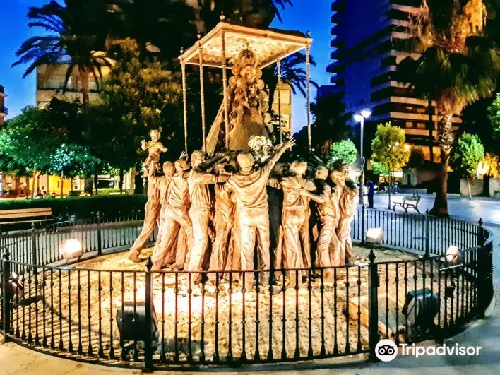 Monumento a la Virgen del Rocio