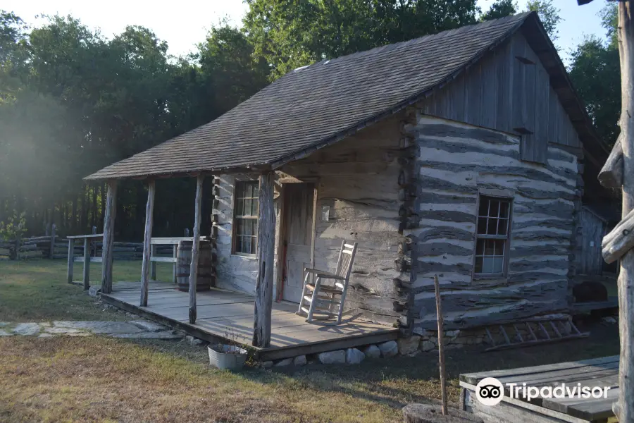 Jourdan-Bachman Pioneer Farms