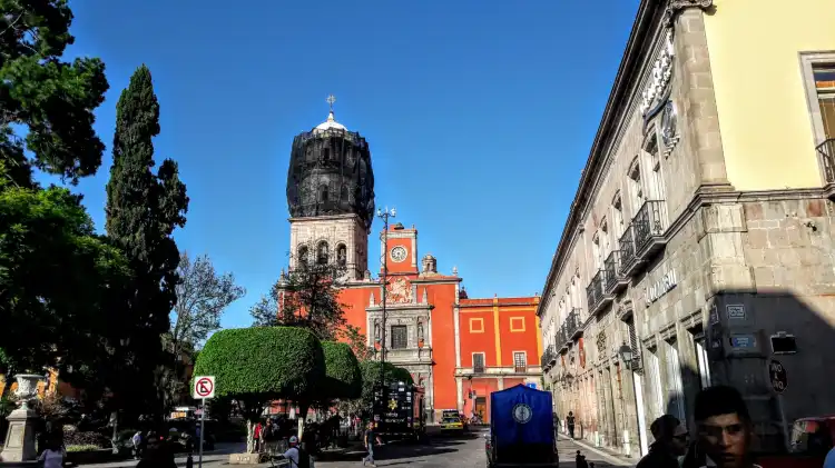 Hotels near Templo de San Francisco
