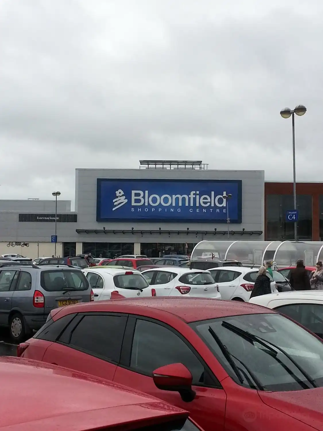 Hotels near Bloomfield Shopping Centre