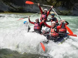 Guru River: Rafting and Adventure