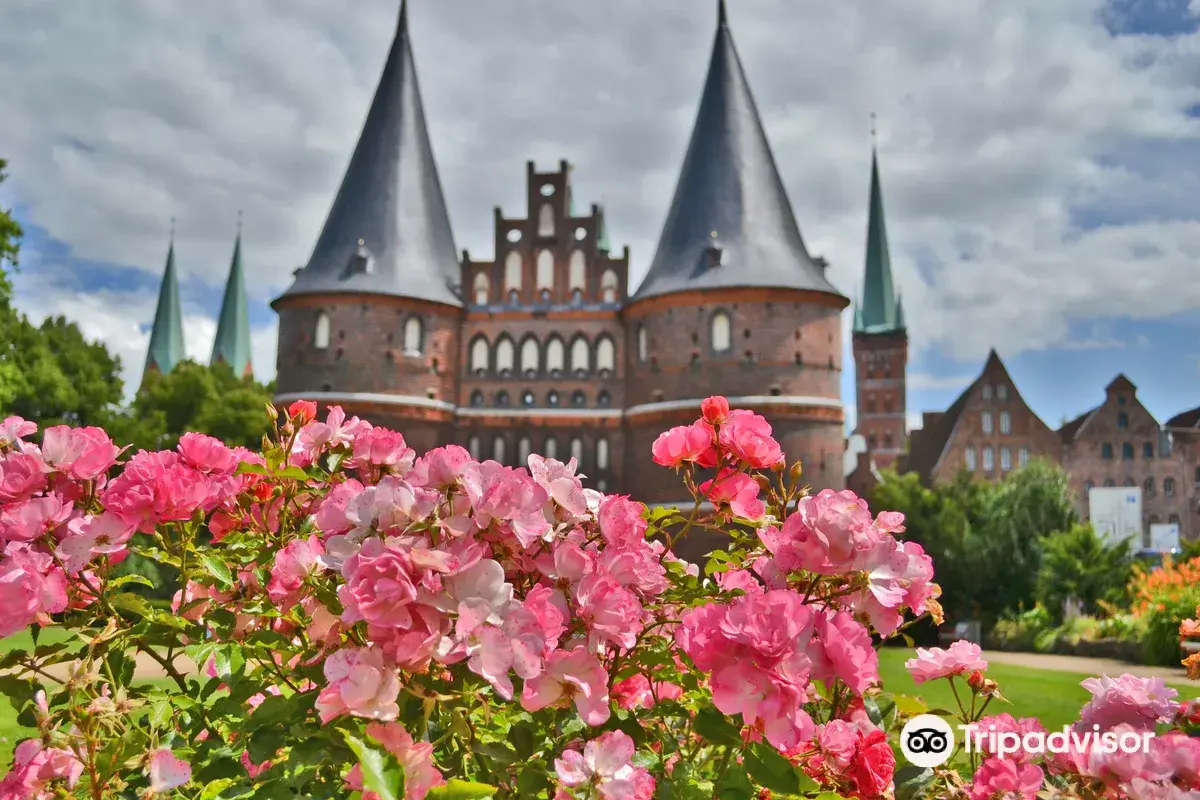 Holstentor square