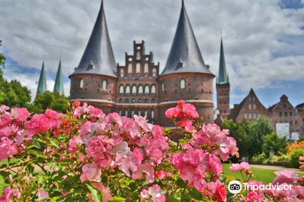 Holstentor square
