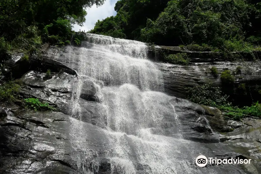 Khoiyachara Waterfall