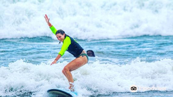 Ama Surf School