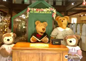 Izu Teddy Bear Museum