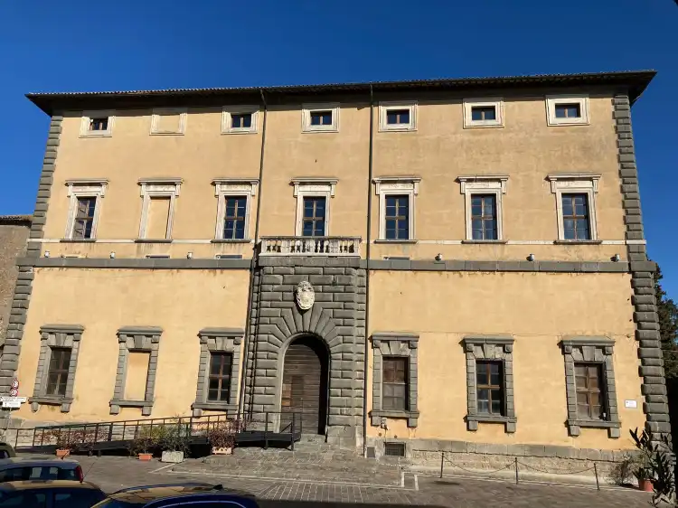 Hotels in Proceno