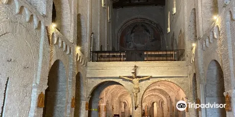 Santa Maria a Pie di Chienti