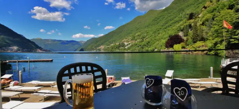 Hotels in Faggeto Lario