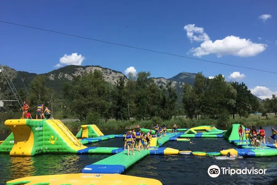 TNA Cable Park in Arenthon