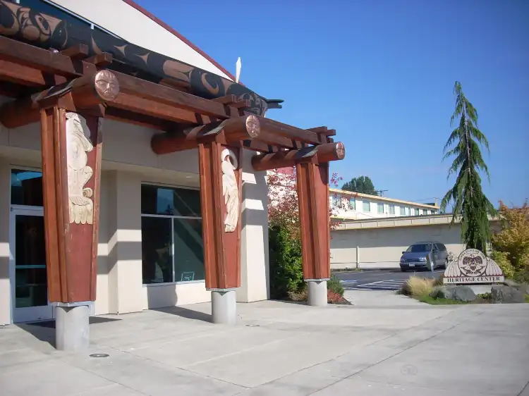 Hotels near Elwha Klallam Heritage Center