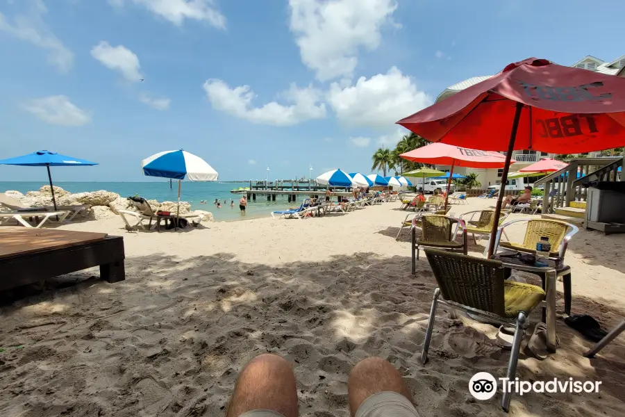 Simonton Street Beach