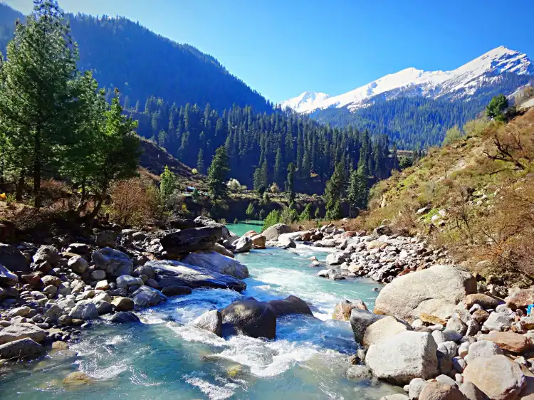 Hotels in Khir Ganga