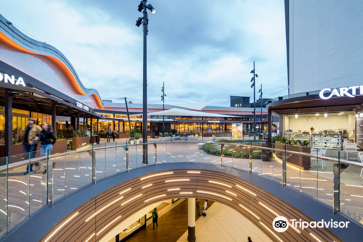 1_Centre Comercial Bonaire