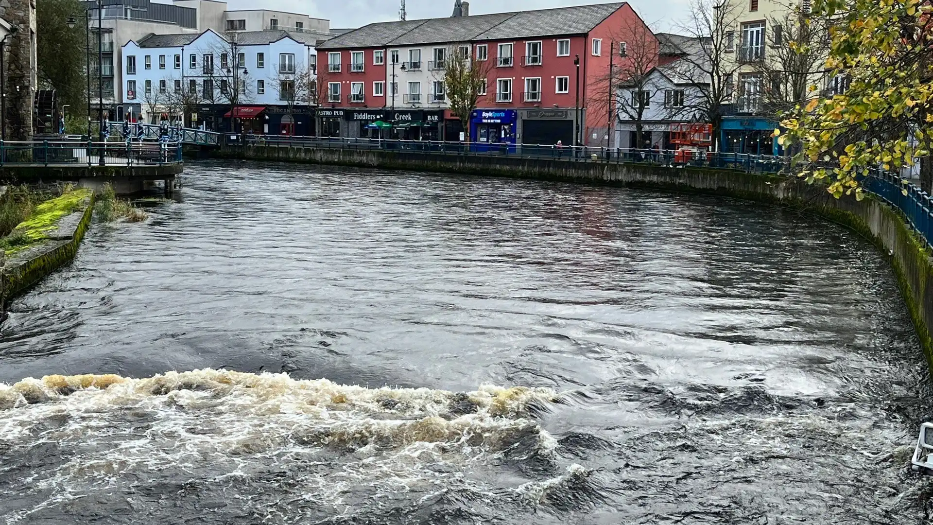 Hotel berhampiran Yeats Society Sligo