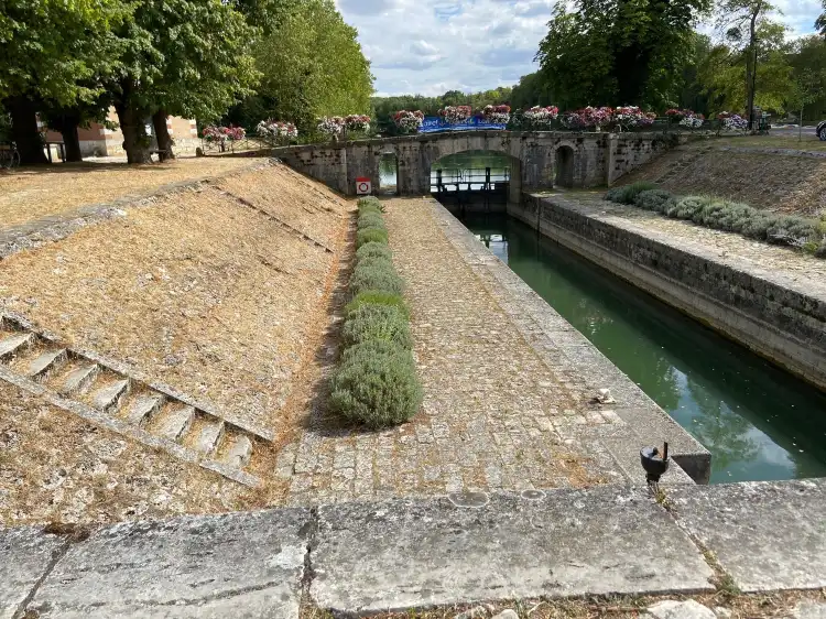 Hotels in Chatillon-sur-Loire