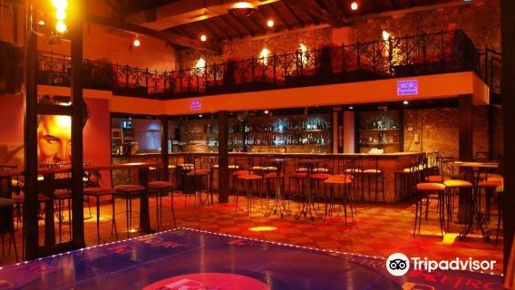 Metropole Retro Club