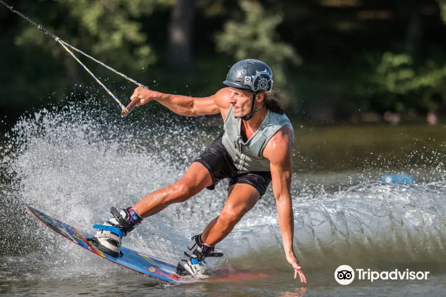 OnTop Wake Park