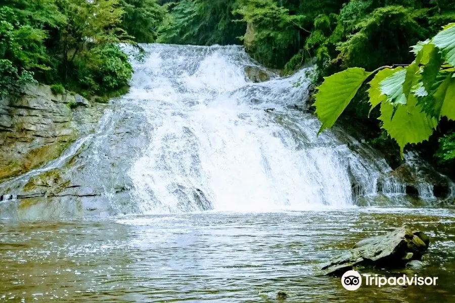 Awamata Waterfall