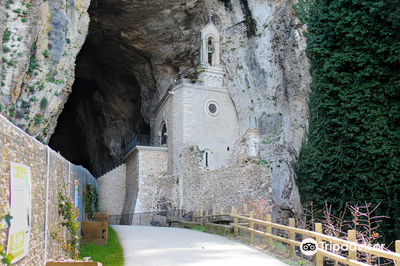 The Caves of La Balme