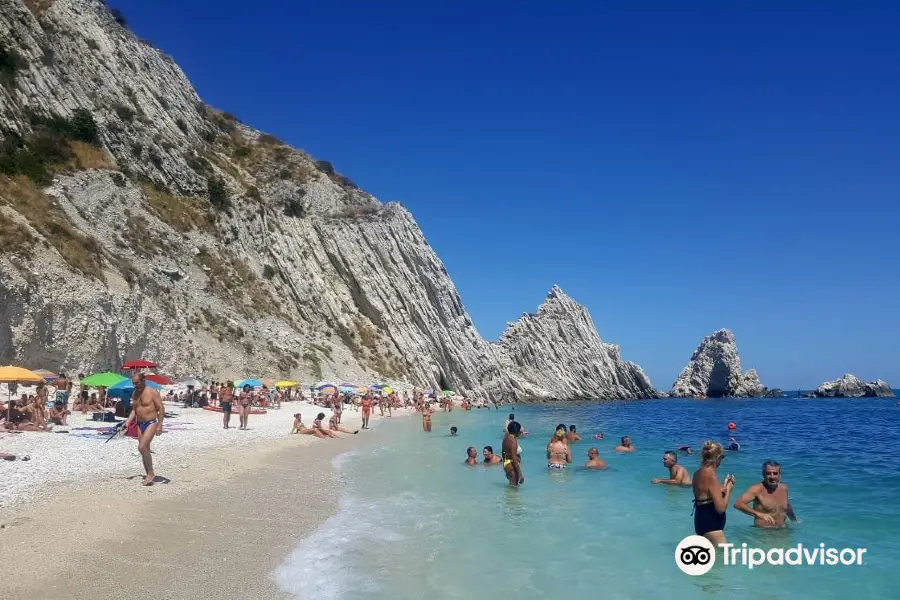 Beach of the Two Sisters