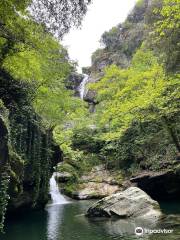 Kalipso waterfall